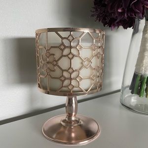 Bath and Body candle holder!